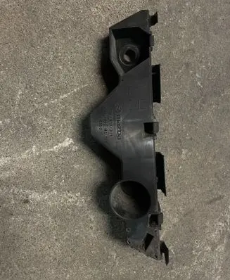 Mazda CX-7 Front bumper mounting bracket EH14500U1