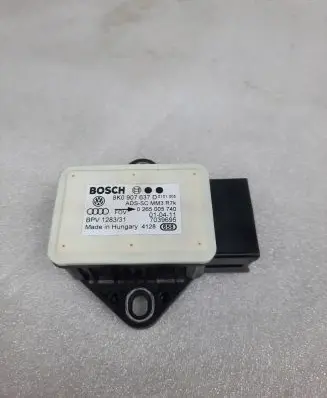 Audi A4 S4 B8 8K ESP acceleration yaw rate sensor 8K0907637D