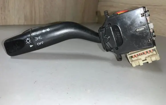 Mazda Premacy Indicator stalk 17a089D