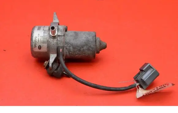 Volvo V50 Secondary air pump 08684342
