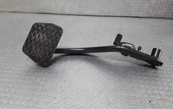 BMW X5 E53 Brake pedal