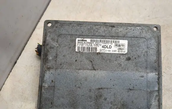 Ford Fusion Engine control unit/module S120977313D 6S6112A650GD