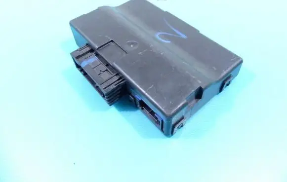 Volkswagen Touareg II Central body control module 7P6907530D IMPRK1334251