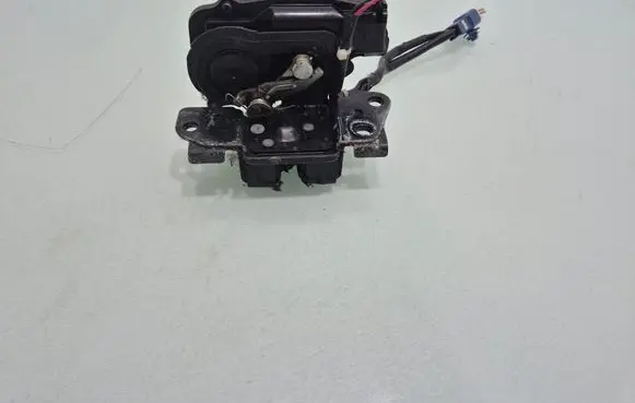 Toyota Prius (XW20) Tailgate/trunk/boot lock/catch/latch 