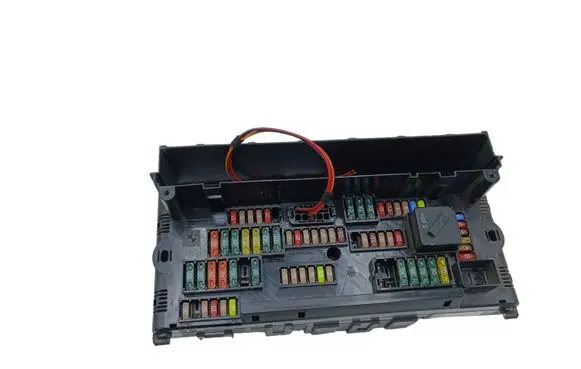 BMW 5 F10 F11 Fuse module 9210861 117033442
