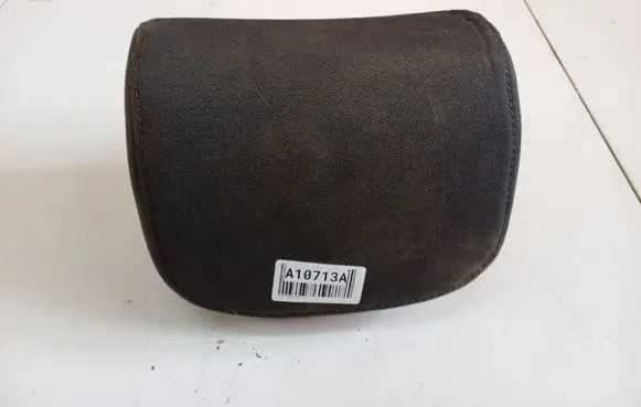 Skoda Superb B6 (3T) Front seat headrest 