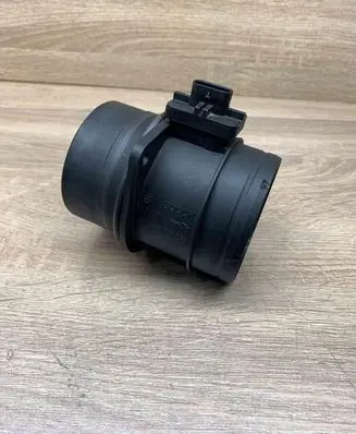 Audi A3 S3 8V Mass air flow meter 0281002956