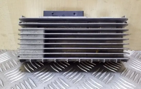 Audi A5 8T 8F Sound amplifier 8T0035223AD