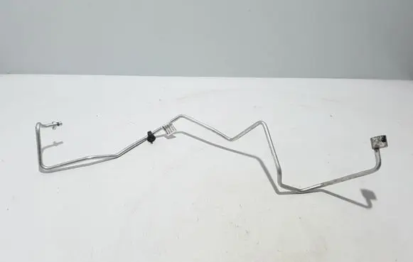 Renault Trafic III (X82) Air conditioning (A/C) pipe/hose 924717645R