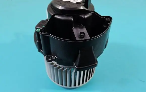 Heater fan/blower