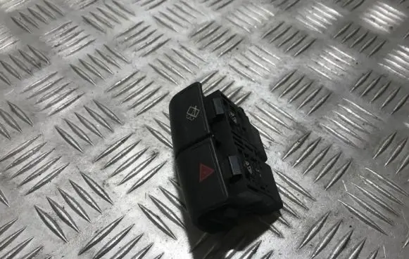 Mitsubishi Colt Hazard light switch