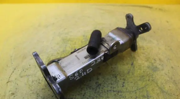 Volvo S60 EGR valve cooler 30637142