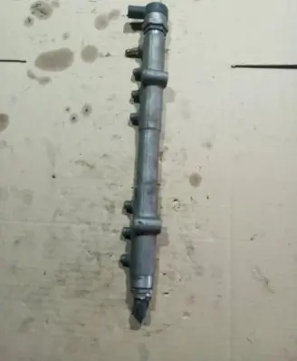 Volvo S80 Fuel main line pipe 30777554 005853L5 0445215023