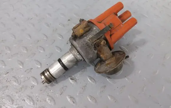 Mercedes-Benz 200 300 W123 Spark distributor QA1024757 0231170237
