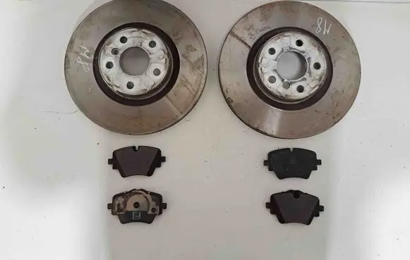 BMW X1 U11 Front brake disc 6891080 8837151