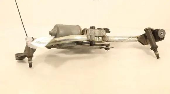 Renault Laguna III Front wiper linkage and motor W0011129