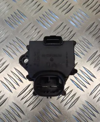 Coolant fan relay