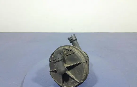 Skoda Octavia Mk2 (1Z) Secondary air pump 06A959253B