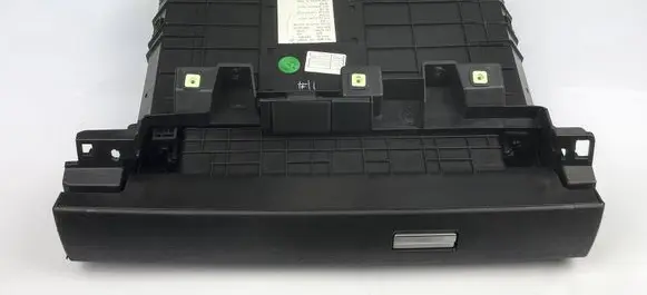 Citroen C4 Aircross Glove box Y0041680