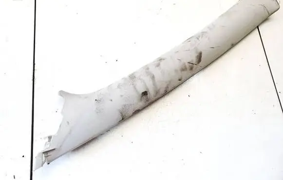 Citroen C5 (C) pillar trim 9685464377