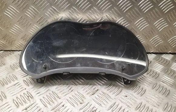 Toyota Avensis T250 Speedometer (instrument cluster) 8380005851B