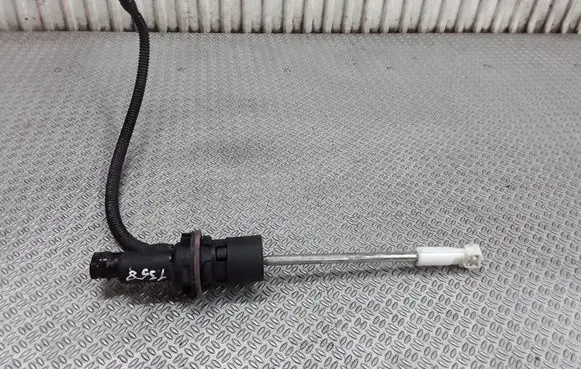 Peugeot 307 Clutch master cylinder 9681284880