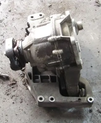 BMW X3 F25 Gearbox transfer box case 7649785