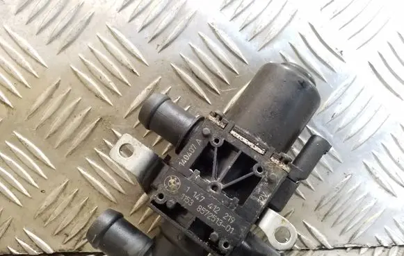 BMW X5 F15 Coolant heater control valve 1147412219 8572513