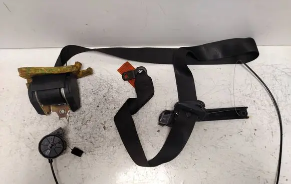 BMW 5 E39 Front seatbelt 566172601 0661C 12R000MADE