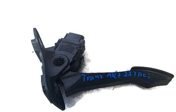 Skoda Fabia Mk2 (5J) Accelerator throttle pedal CC119F836AA C95YE04 6PV00923821