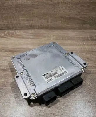 Citroen C5 Engine control unit/module ECU 0281010885 9645534880