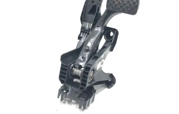 Volkswagen Tiguan Allspace Brake pedal 5QN723058A