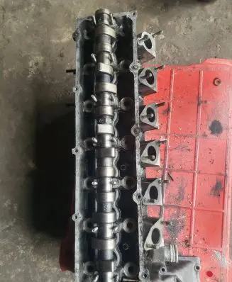 BMW 3 E30 Engine head 2244250