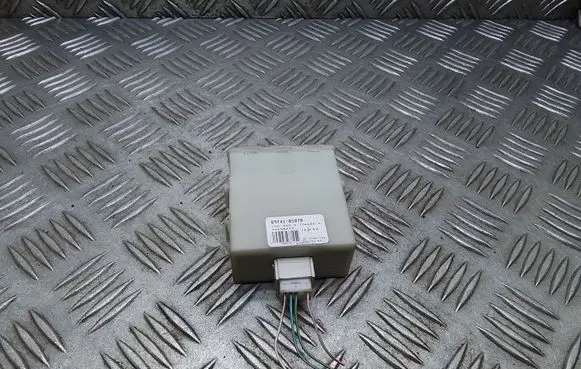 Toyota Avensis T250 Door central lock control unit/module 8974105070 73668012 736680A