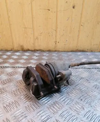 Volkswagen Golf IV Front brake caliper