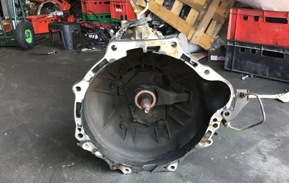 Toyota Hilux (AN10, AN20, AN30) Manual 6 speed gearbox 330300K753