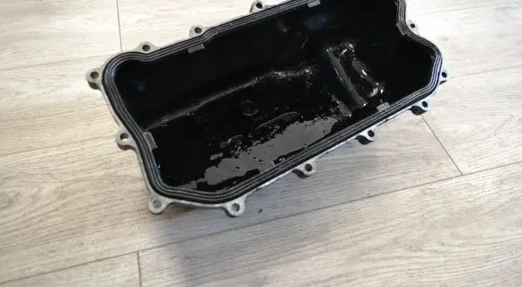 Oil sump