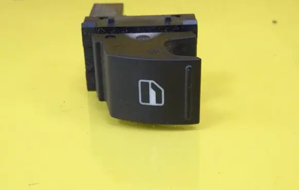 Volkswagen Tiguan Electric window control switch 7L6959855B