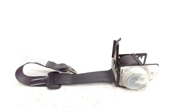 Mazda 6 Rear seatbelt 0431091