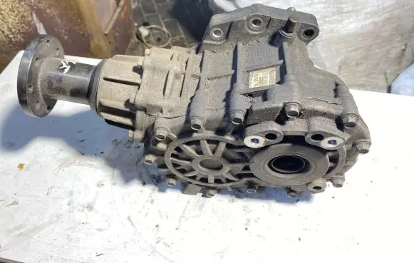 Hyundai Santa Fe Gearbox transfer box case 060800543