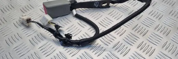 Lexus IS 220D-250-350 Front seatbelt buckle E034501 B480