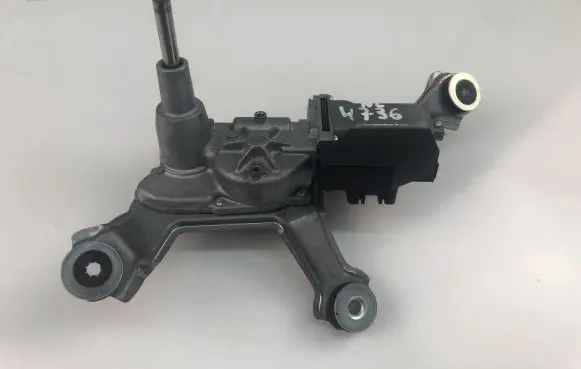 Toyota RAV 4 (XA50) Wiper motor 8513042101