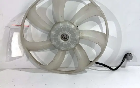 Lexus IS III XE30 Fan set 1636331440