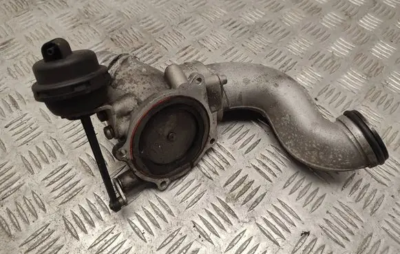BMW X5 E70 Turbo air intake inlet pipe/hose 7808167 11657808167