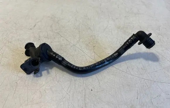 Audi Q7 4M Vacuum line/pipe/hose 4M1611931E