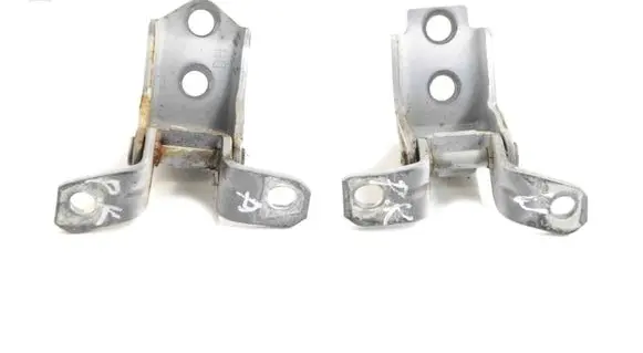 Mazda CX-5 Front door upper hinge