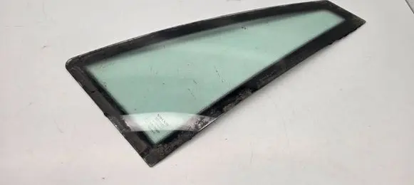 Volvo 740 Rear side window 