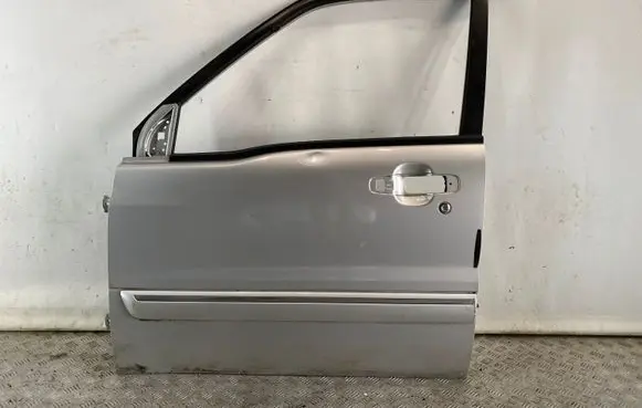 Suzuki Grand Vitara I Front door