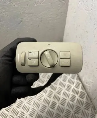Volvo S80 Light switch 30739418 04067322