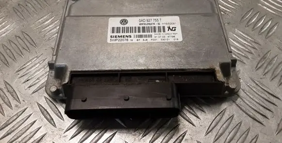 Volkswagen Touareg I Transfer box differential control unit 0AD927755T 5WP22076